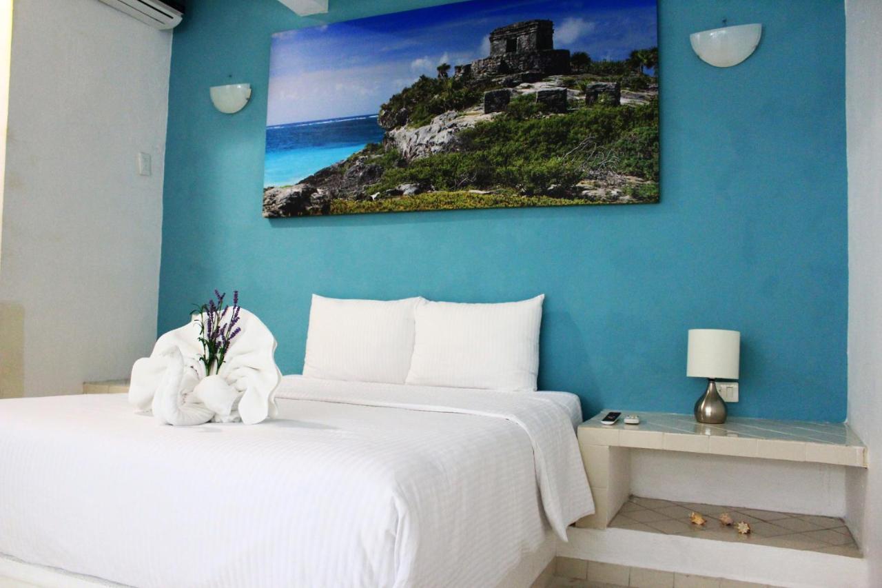 Tortuga Apartahotel